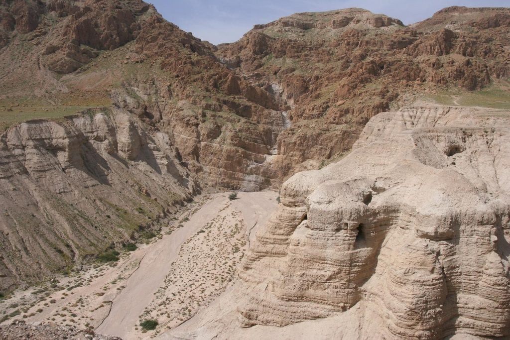 Qumran Scrolls Dead Sea History